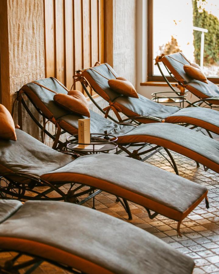 Thermenhotel Vier Jahreszeiten Hotel 4*