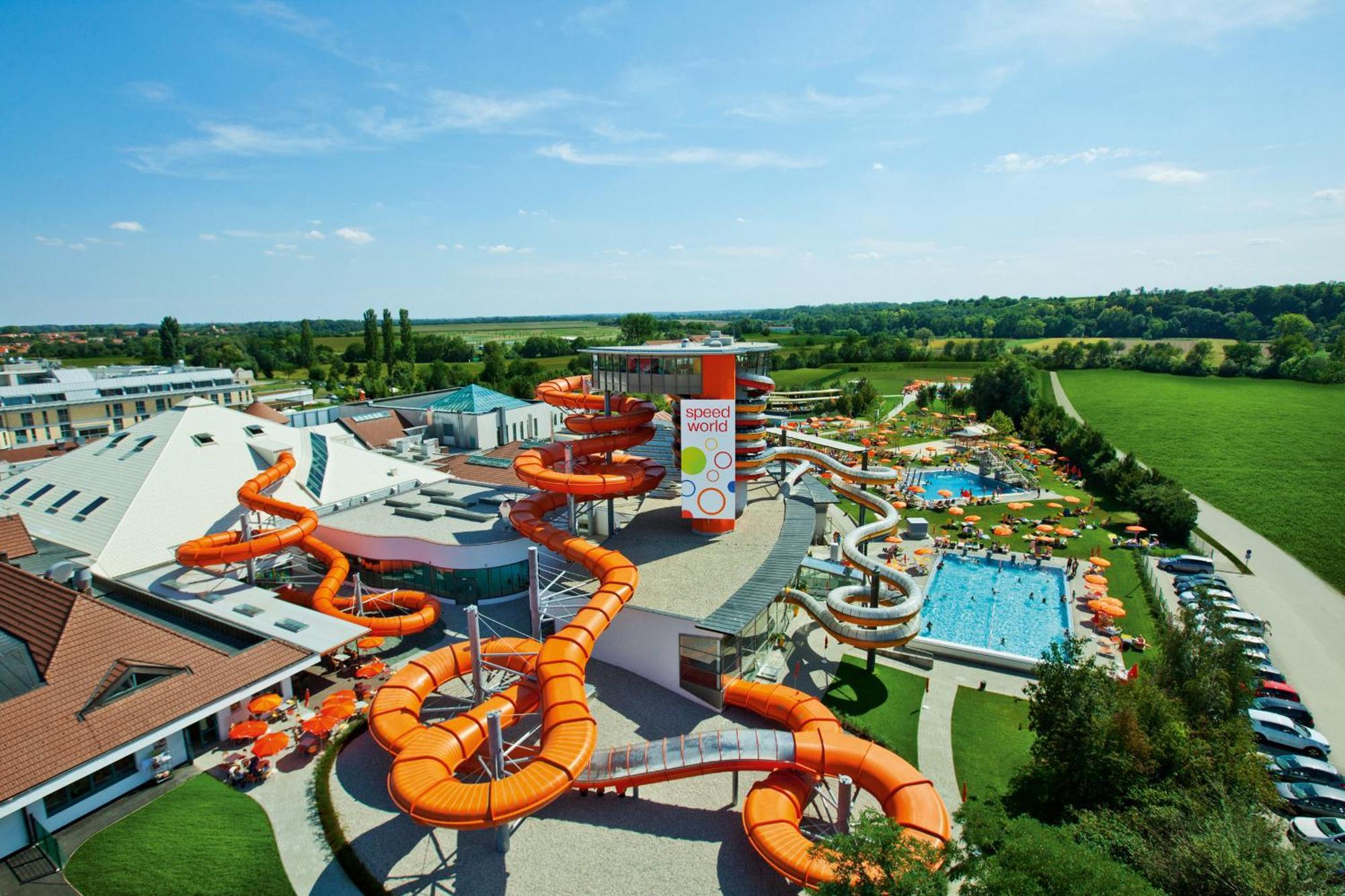 Thermenhotel Vier Jahreszeiten 4*